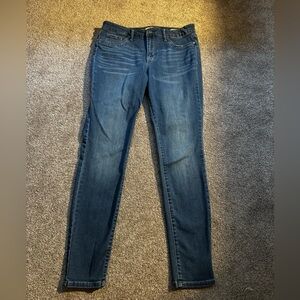 Jessica Simpson kiss me super skinny size 31